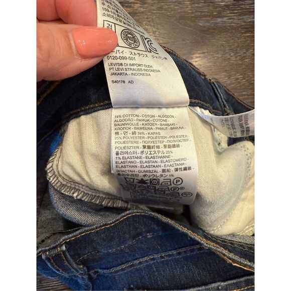 Levi’s 524 Too Super low Straight Leg Jeans sz 9 EUC - Picture 6 of 7